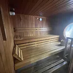 Le Victoria, Elegant T2 Au Bord Des Plages, Piscine, Sauna 멍똥