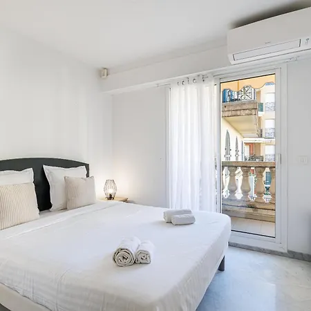 Apartment Le Victoria, Elegant T2 Au Bord Des Plages, Piscine, Sauna Menton