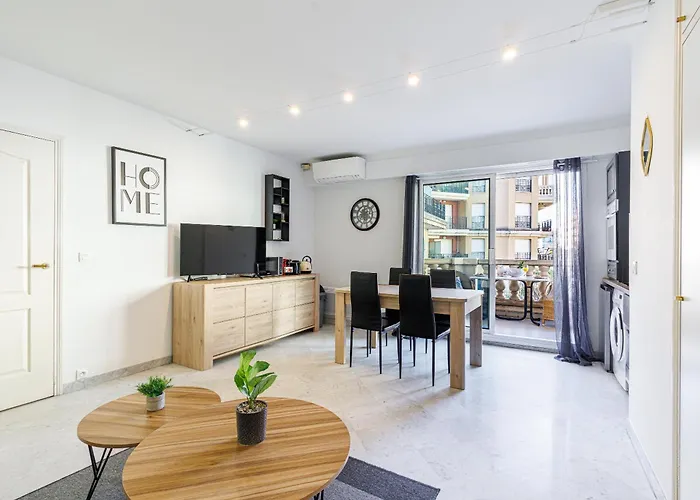 Le Victoria, Elegant T2 Au Bord Des Plages, Piscine, Sauna *